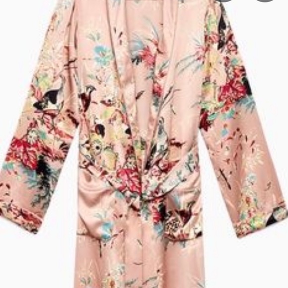 Kimono inspired robe jacket - Picture 2 of 3